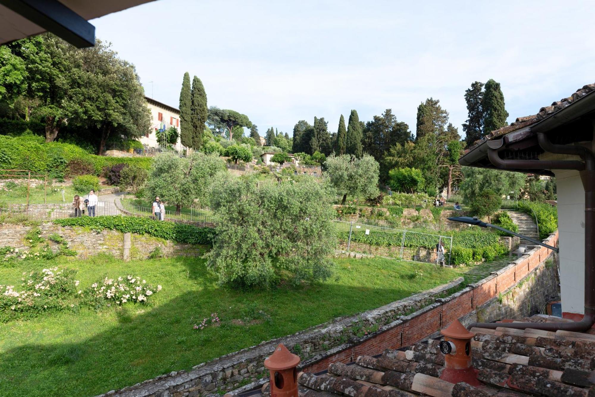 Appartamento Luca's Over The Rose Garden